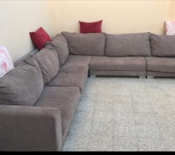 تنظيف الكنب بأحدث التقنيات بالرياض