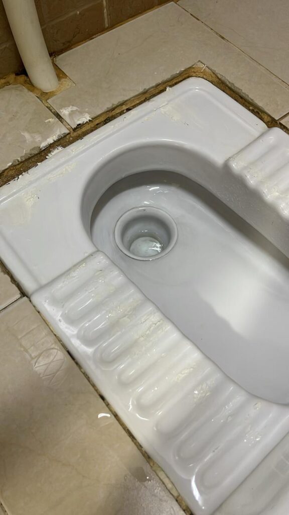 شركة تسليك انسداد الحمامات بالرياض