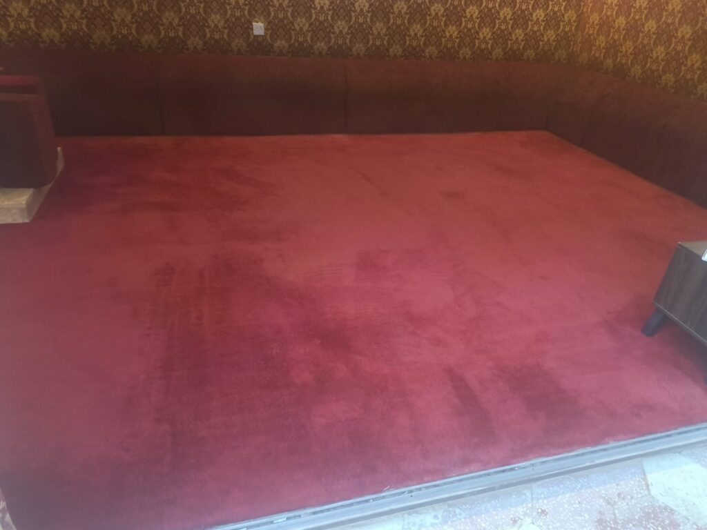 شركة تنظيف مجالس بالخرج